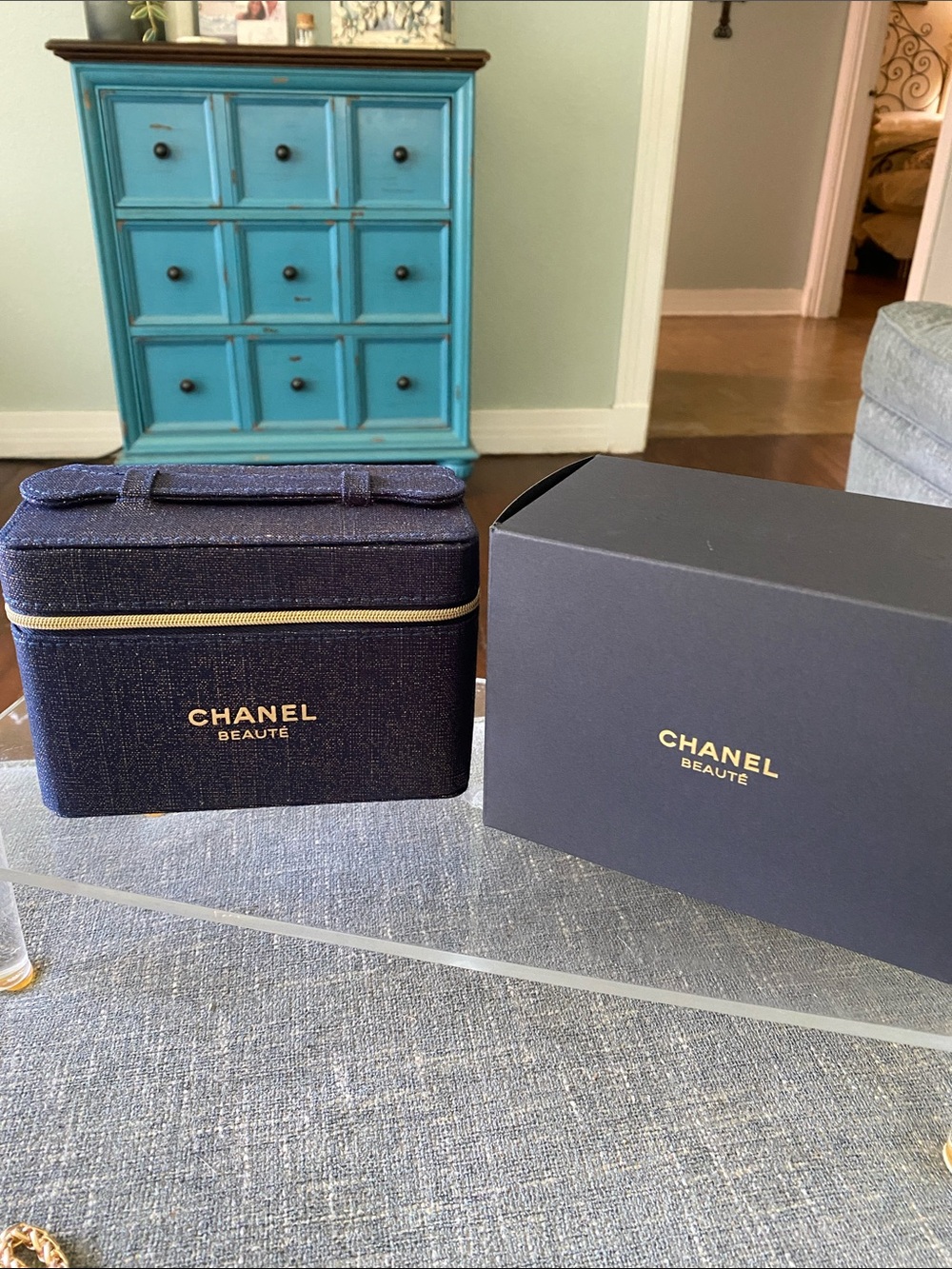 Chanel Blue and Gold Tweed Vanity Case - Picture 3 of 10